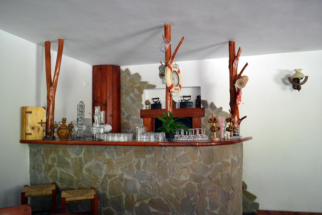 Raza Soarelui Hotel Моечу де Жос Екстериор снимка